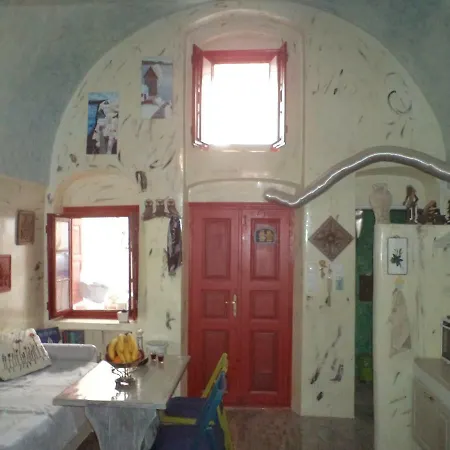 Feriehus Helios Cave House
